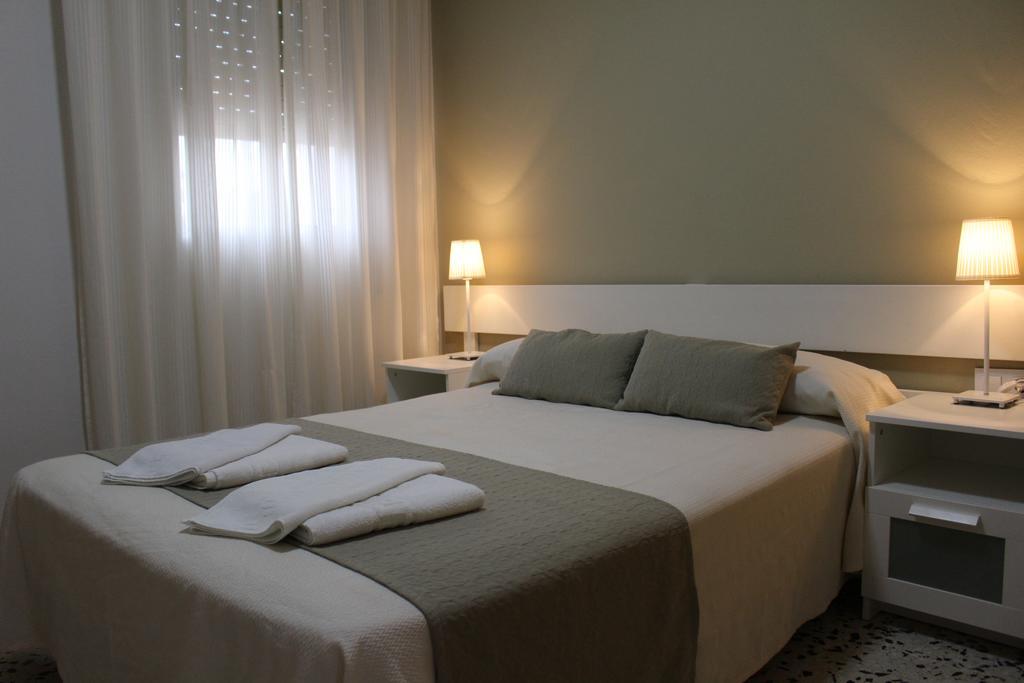Apartamentos Bolonia Paraiso المظهر الخارجي الصورة